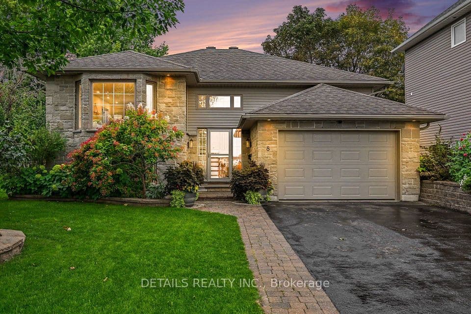 8 Francis Street, Carleton Place, ON K7C 0C6 – main photo