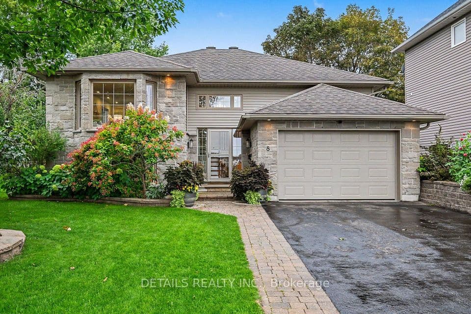 8 Francis Street, Carleton Place, ON K7C 0C6 – photo 2