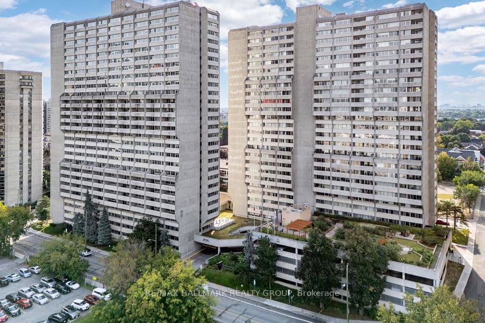 530 Laurier Avenue W 901, Ottawa Centre, ON K1R 7T1 – main photo