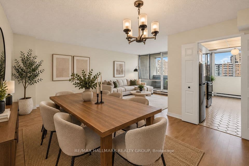 530 Laurier Avenue W 901, Ottawa Centre, ON K1R 7T1 – photo 2