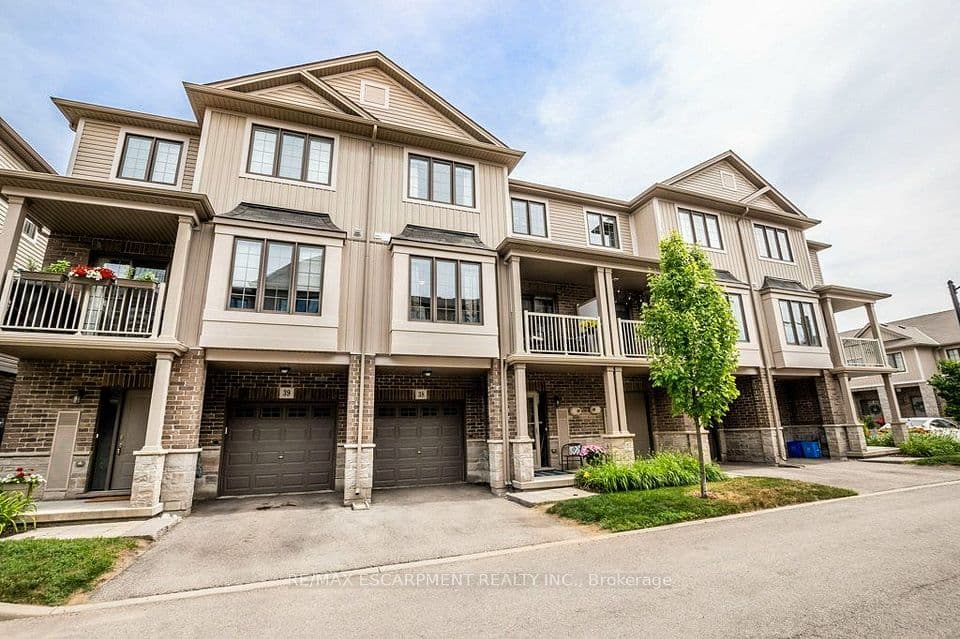 377 GLANCASTER Road 38, Hamilton, ON L9G 0G4 – photo 2