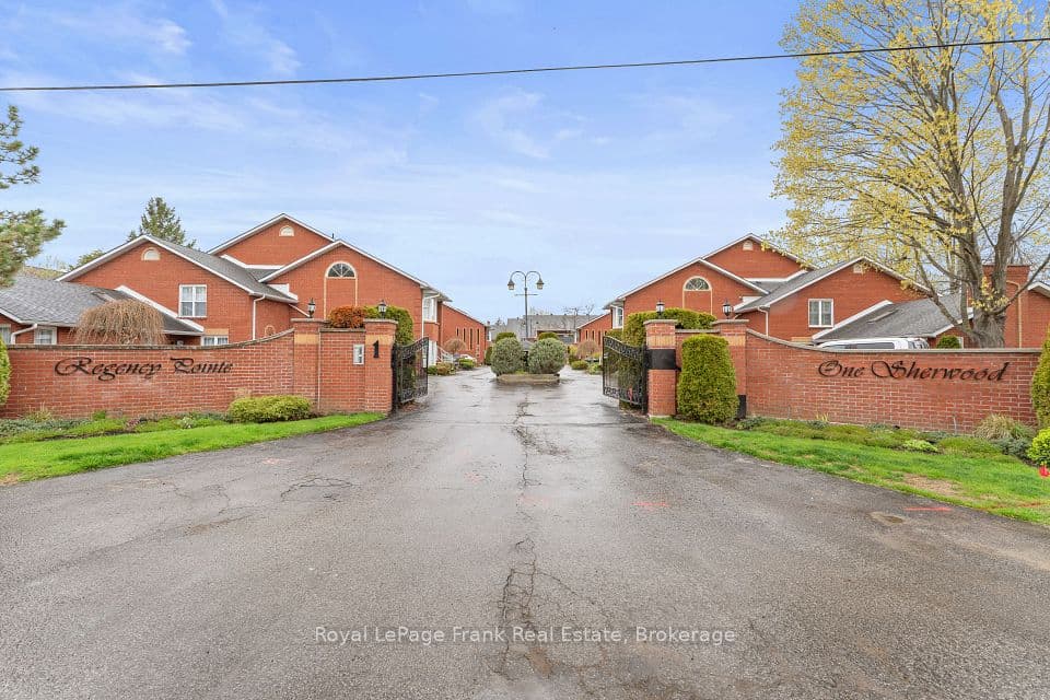 1 Sherwood Street 403, Kawartha Lakes, ON K0M 1A0 – main photo