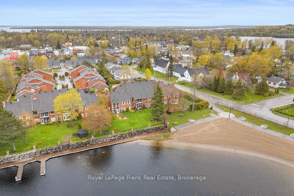 1 Sherwood Street 403, Kawartha Lakes, ON K0M 1A0 – photo 2