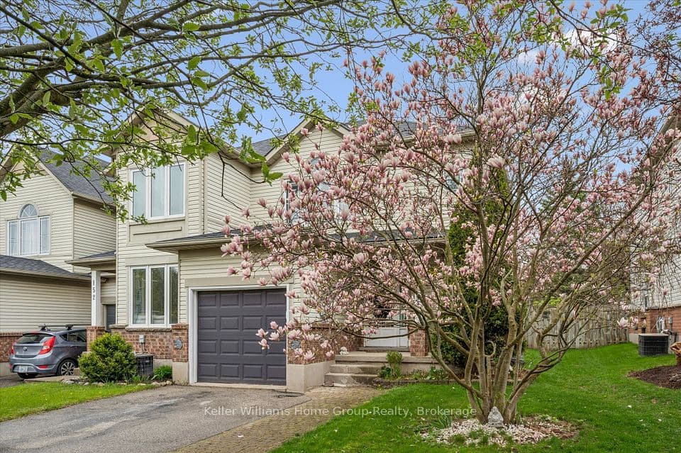 154 Shadow Wood Court, Waterloo, ON N2K 3W4 – photo 3