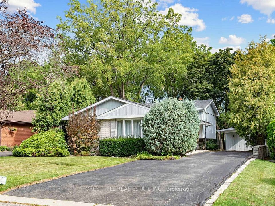56 Little John Road, Hamilton, ON L9H 4G7 – photo 2