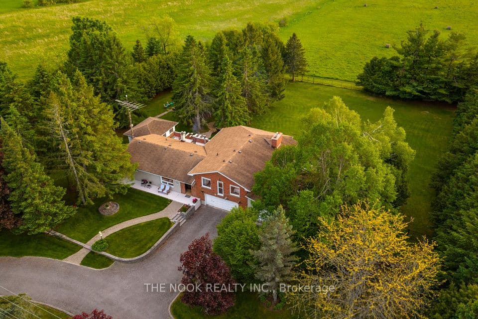 201 Ski Hill Road, Kawartha Lakes, ON L0A 1A0 – main photo
