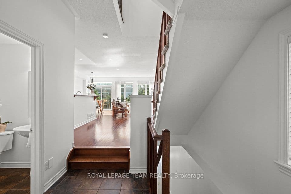 118 Abetti Ridge, Barrhaven, ON K2J 0Y6 – photo 3
