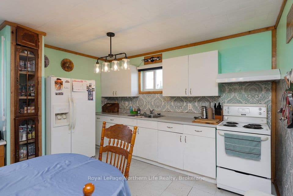 175 Roberts Road, West Nipissing, ON P0H 2C0 – photo 2
