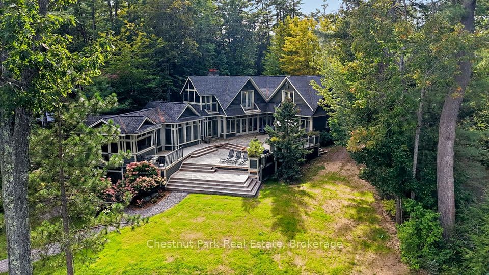 1018 Pine Ridge Road, Muskoka Lakes, ON P0C 1A0 – photo 2