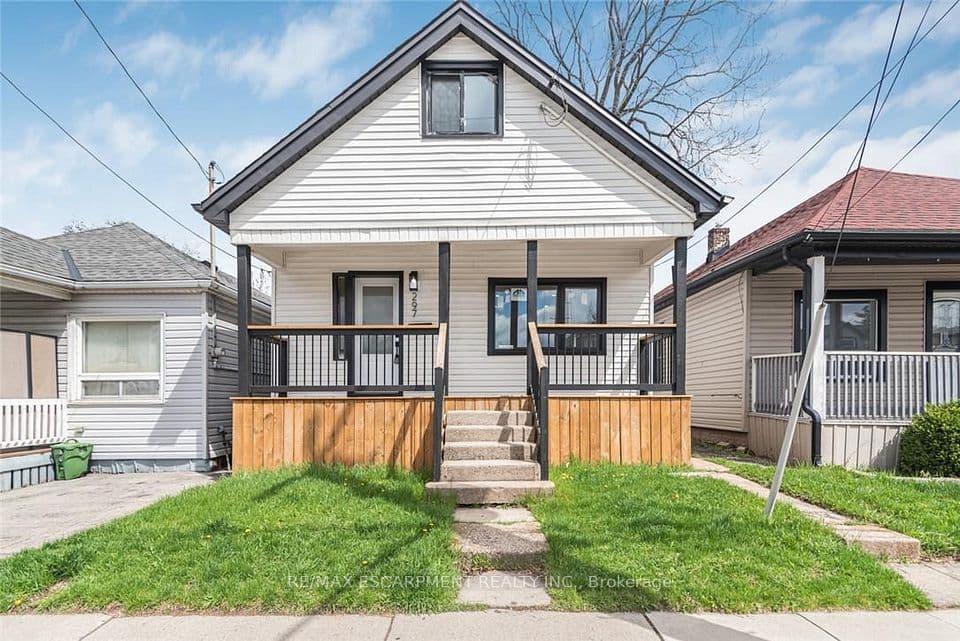 297 Britannia Avenue, Hamilton, ON L8H 1Y2 – main photo