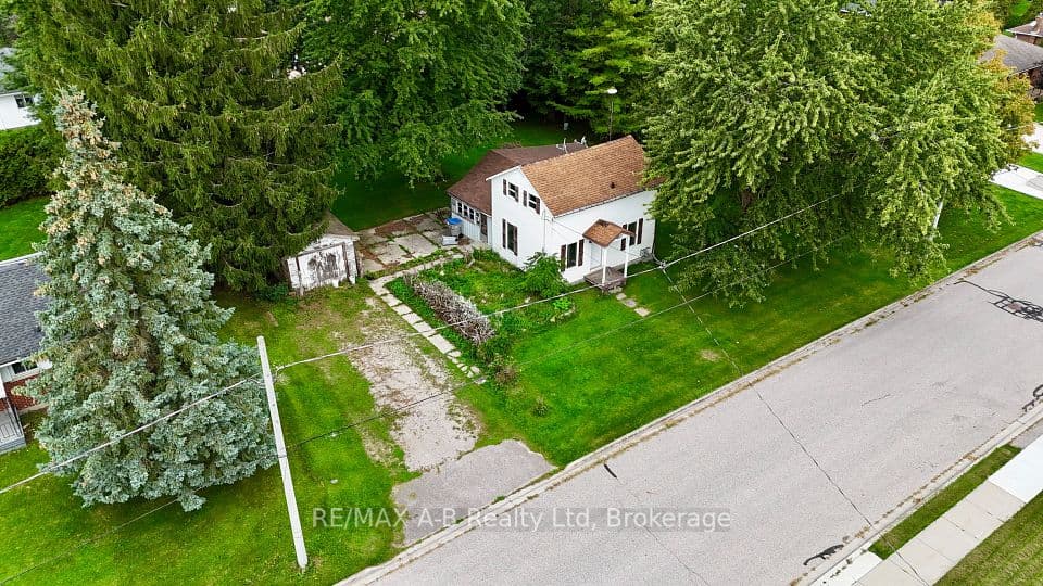 86 Salina Street N, St. Marys, ON N4X 1C8 – main photo