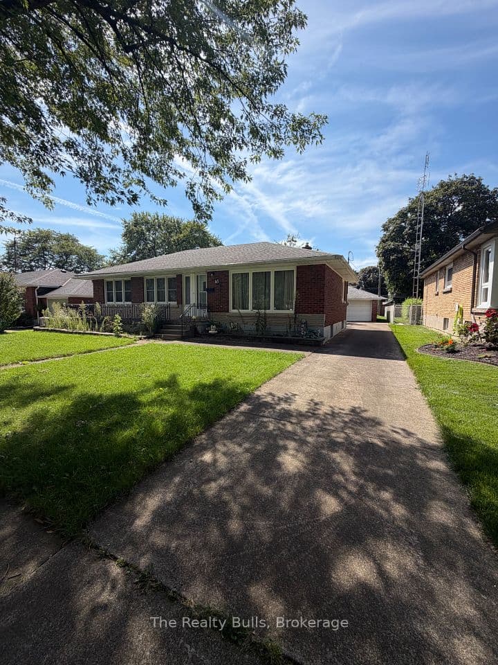 43 BARRON Street, Welland, ON L3C 2K4 – photo 3