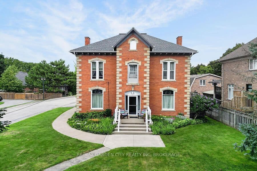 91 Main Street E, Grimsby, ON L3M 1N6 – photo 2