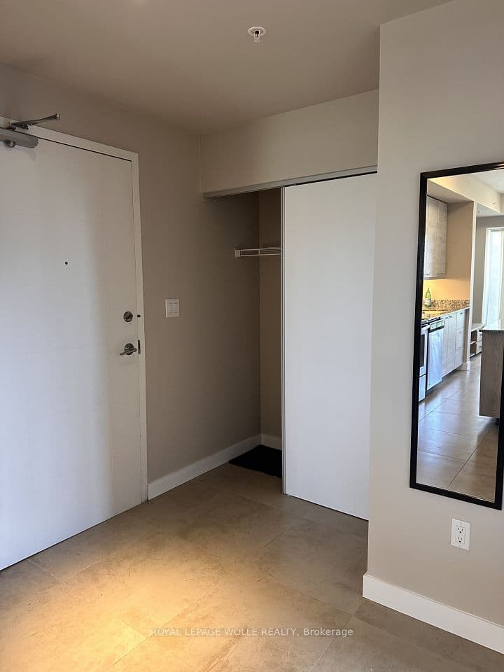 280 Lester Street 404, Waterloo, ON N2L 0G2 – photo 2