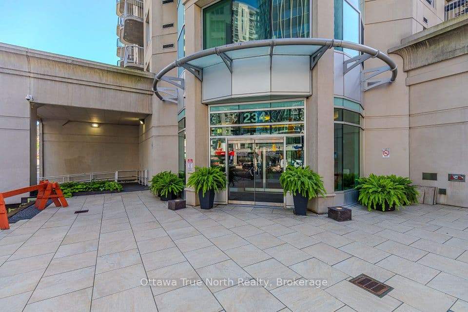 234 Rideau Street 1903, Lower Town - Sandy Hill, ON K1N 0A9 – photo 2