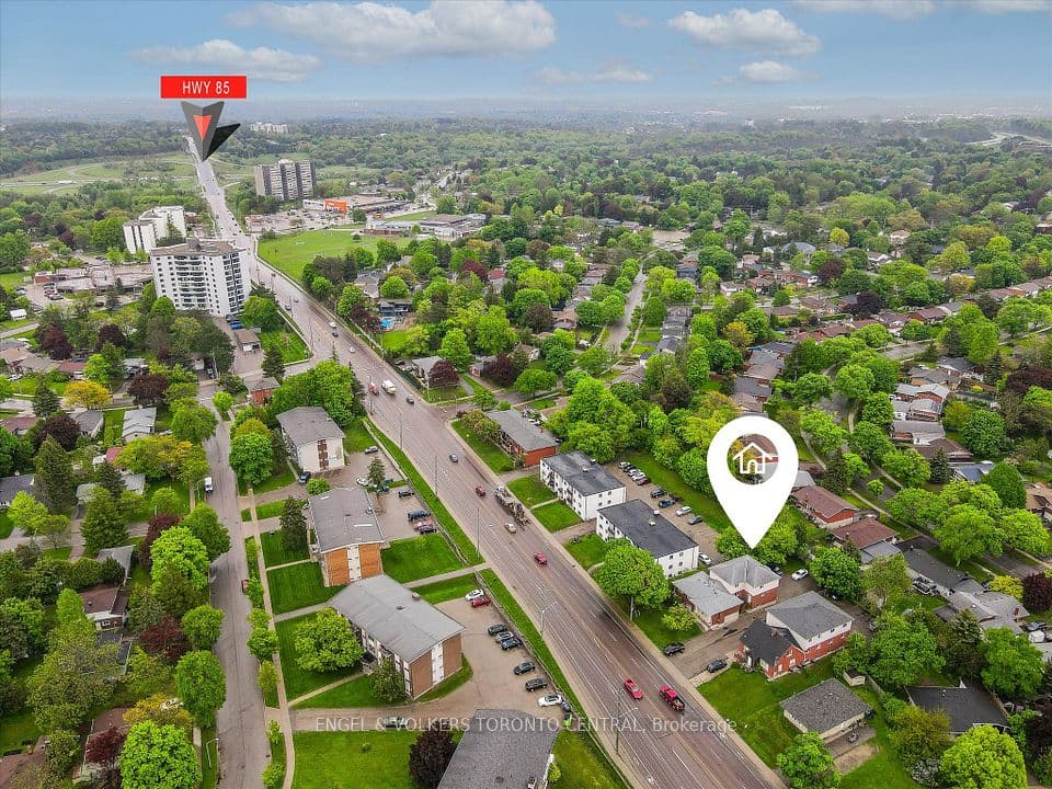 155 University Avenue E, Waterloo, ON N2J 2W4 – photo 2