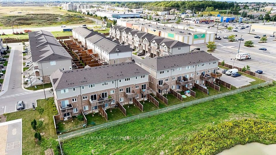 28 Canary Grass Boulevard, Hamilton, ON L0R 1P0 – photo 3