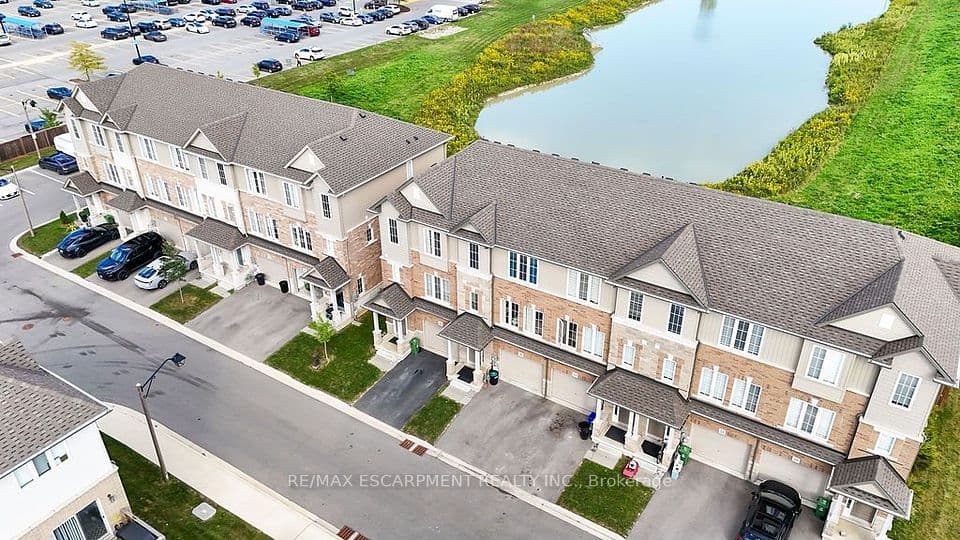 28 Canary Grass Boulevard, Hamilton, ON L0R 1P0 – photo 2