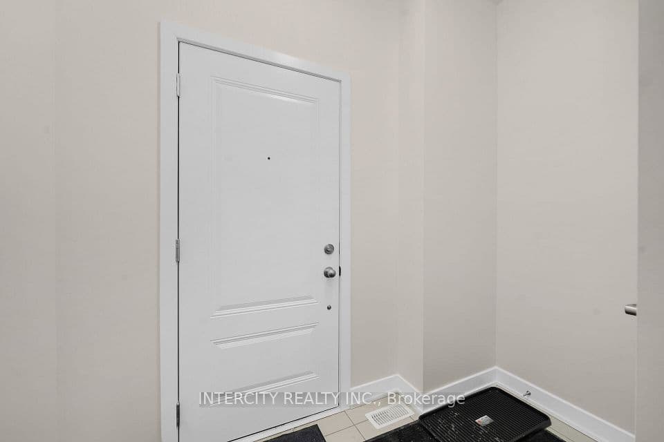 100 Walden Drive Blk 7 Unit 3, Shelburne, ON L9V 3Y1 – photo 3