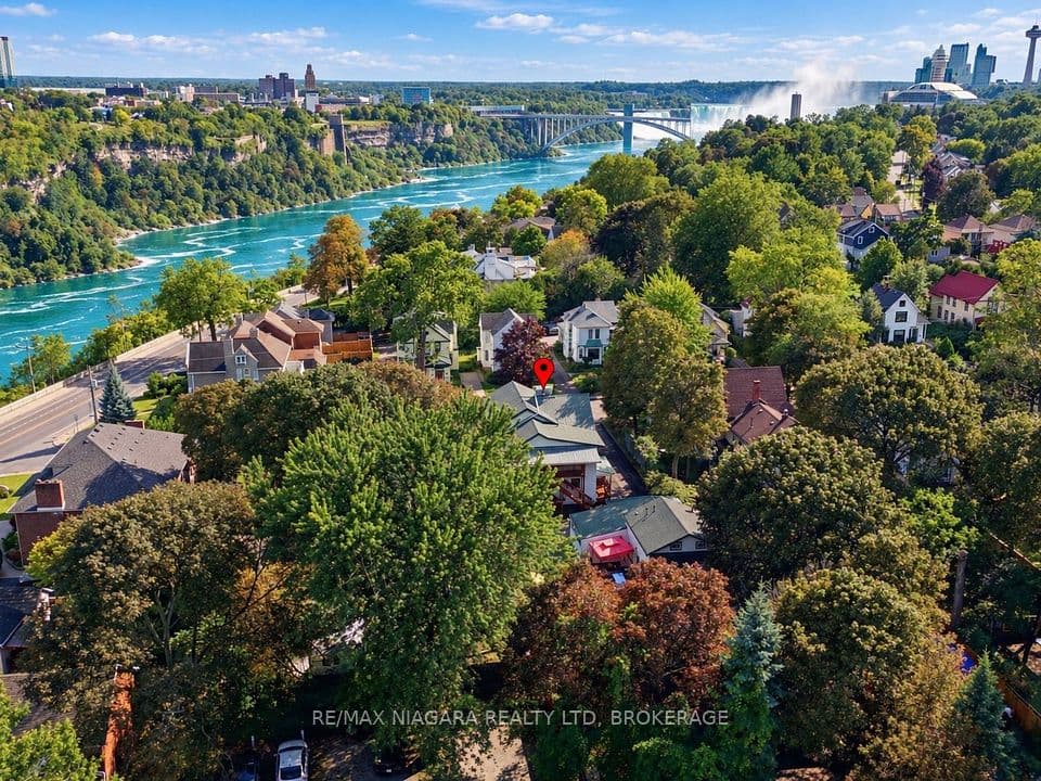 4291 Simcoe Street, Niagara Falls, ON L2E 1T5 – photo 2