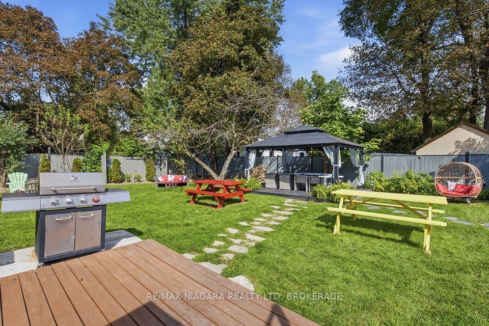 4291 Simcoe Street, Niagara Falls, ON L2E 1T5 – photo 3