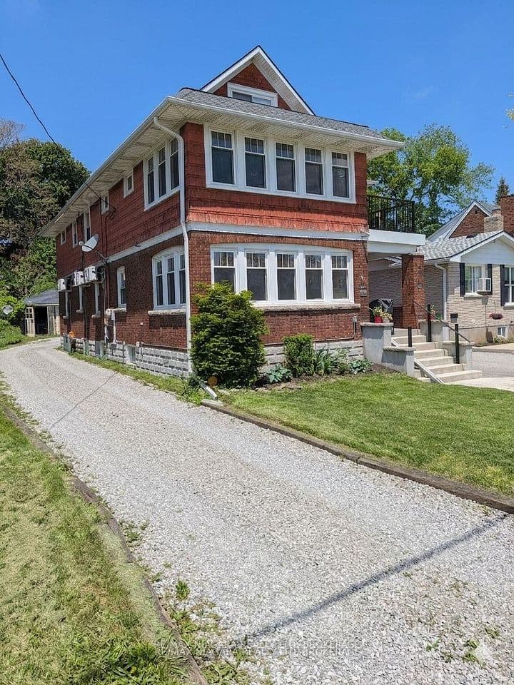 5161-5163 River Road, Niagara Falls, ON L2E 3G8 – photo 2