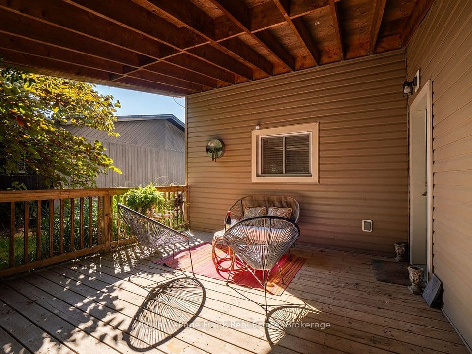 6254 Russell Street, Niagara Falls, ON L2J 1P1 – photo 3