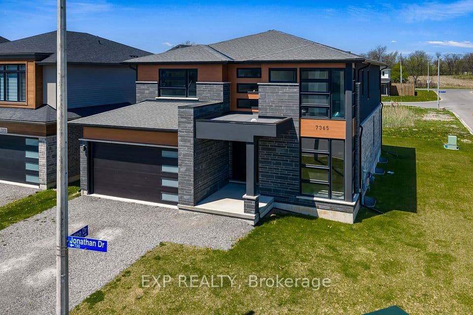 7365 Jonathan Drive, Niagara Falls, ON L2H 3T3 – photo 3