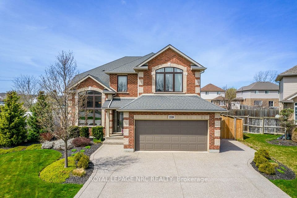 239 Colbeck Drive, Welland, ON L3C 7M3 – main photo
