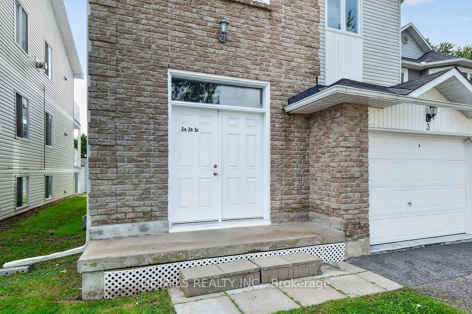 75 Lapointe Boulevard 3C, Russell, ON K0A 1W0 – photo 3
