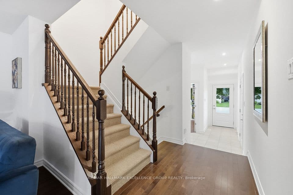 104 Onyx Crescent, Clarence-Rockland, ON K4K 0H4 – photo 3