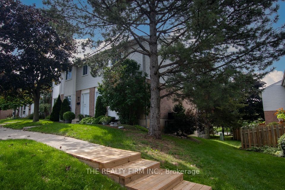 110 Deveron Crescent 32, London South, ON N5Z 4W7 – photo 3