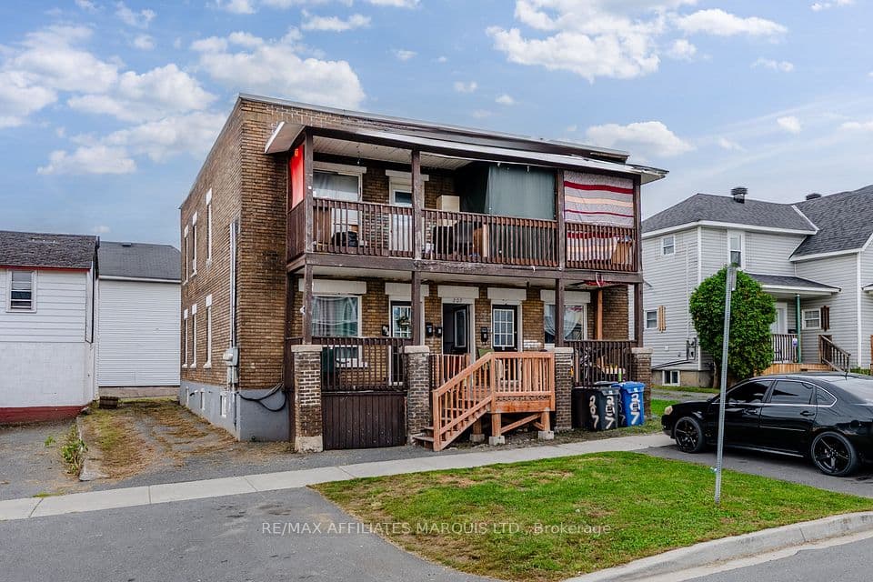 207 Alice Street, Cornwall, ON K6H 4R8 – photo 2
