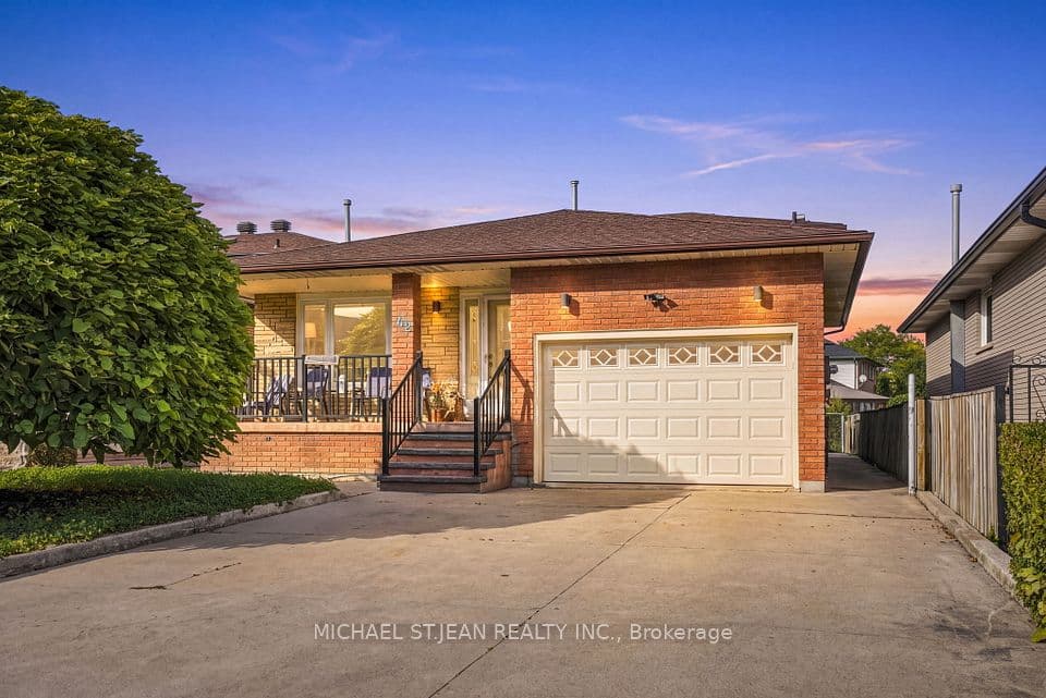 42 Lasila Court, Hamilton, ON L9C 7B6 – main photo