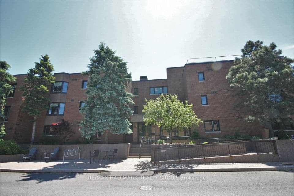 263 Botanica Private 77, Dows Lake - Civic Hospital and Area, ON K1Y 4P9 – main photo