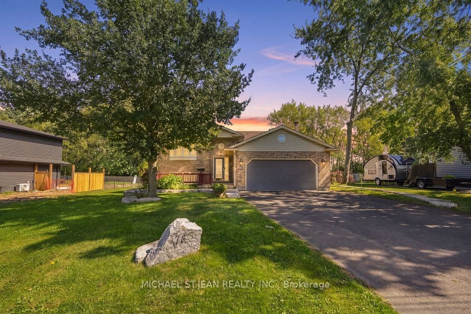 78 Montgomery Road, Welland, ON L3C 2Y3 – main photo