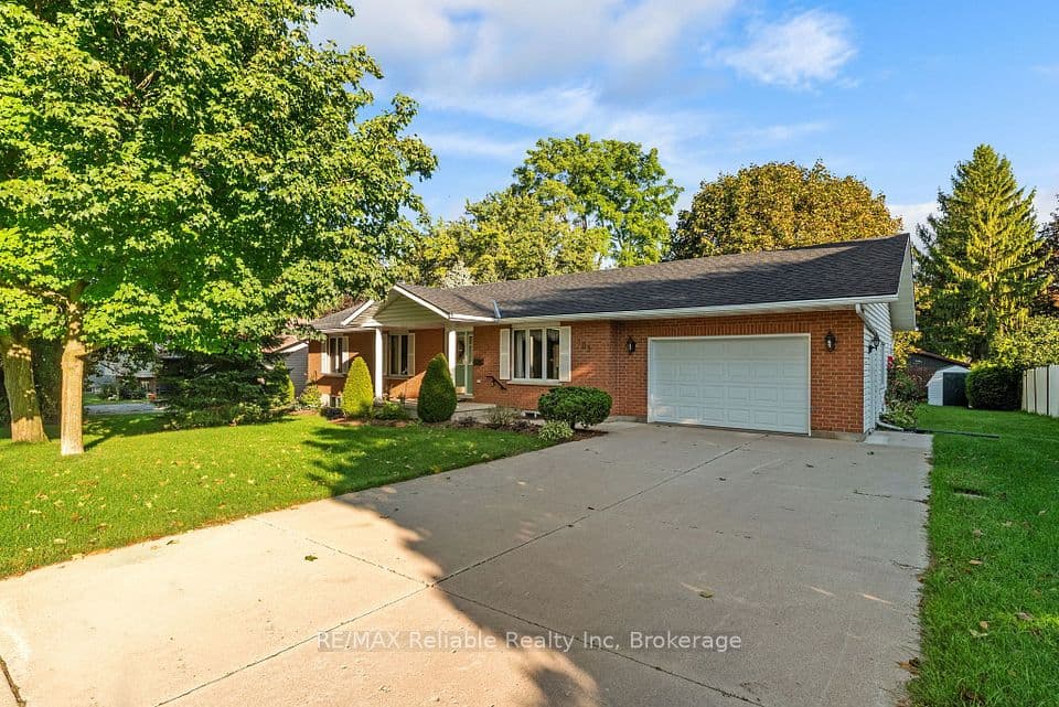 183 Spencer Street, Central Huron, ON N0M 1L0 – photo 2