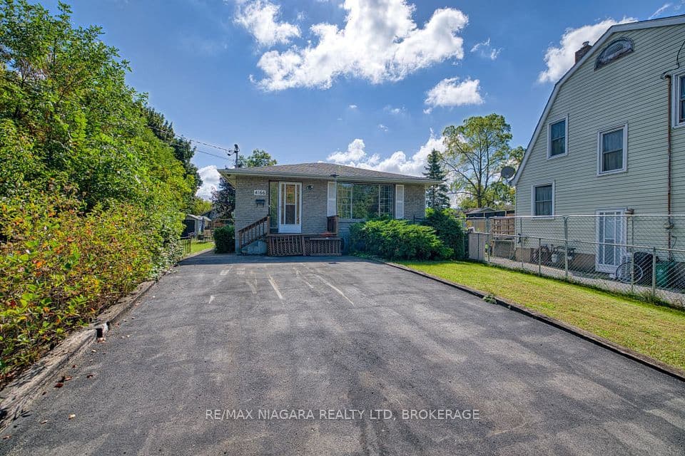 4166 Chippawa Parkway, Niagara Falls, ON L2G 6E5 – photo 2