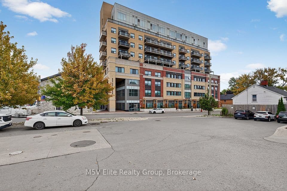 652 Princess Street 341, Kingston, ON K7L 3Z9 – main photo