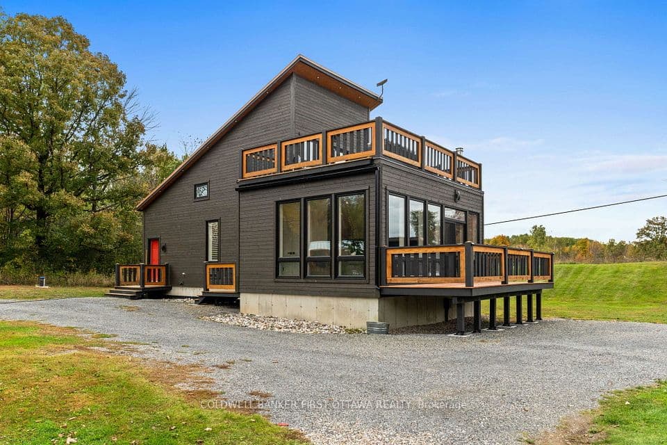 4210 Scotch Line Road, Tay Valley, ON K7H 3C5 – photo 3