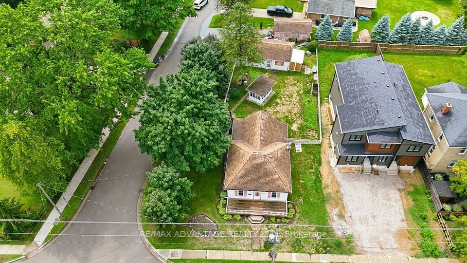 22383 Adelaide Road, Strathroy-Caradoc, ON N0L 1W0 – photo 3