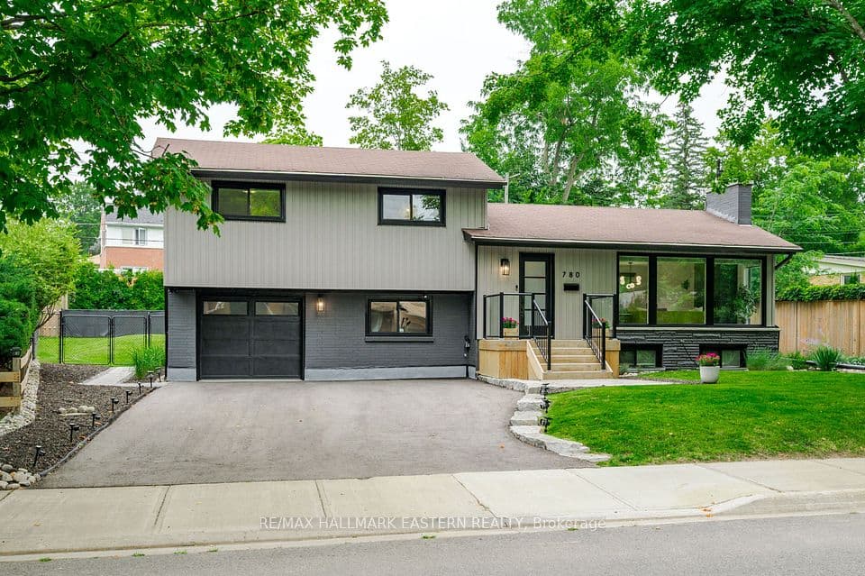 780 Hopkins Avenue, Peterborough, ON K9J 4Y8 – main photo