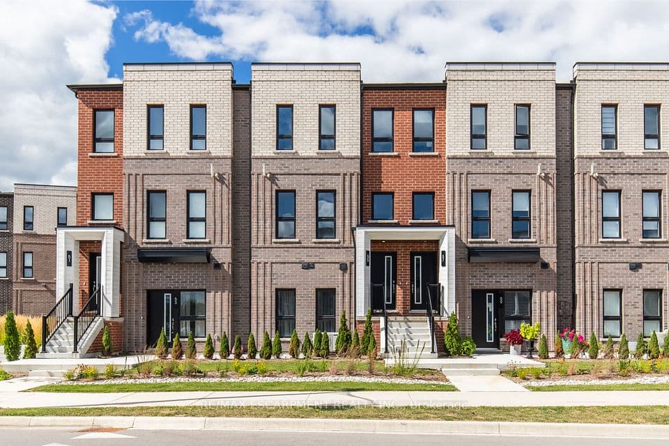 55 Great Falls Boulevard, Hamilton, ON L8B 2A9 – main photo