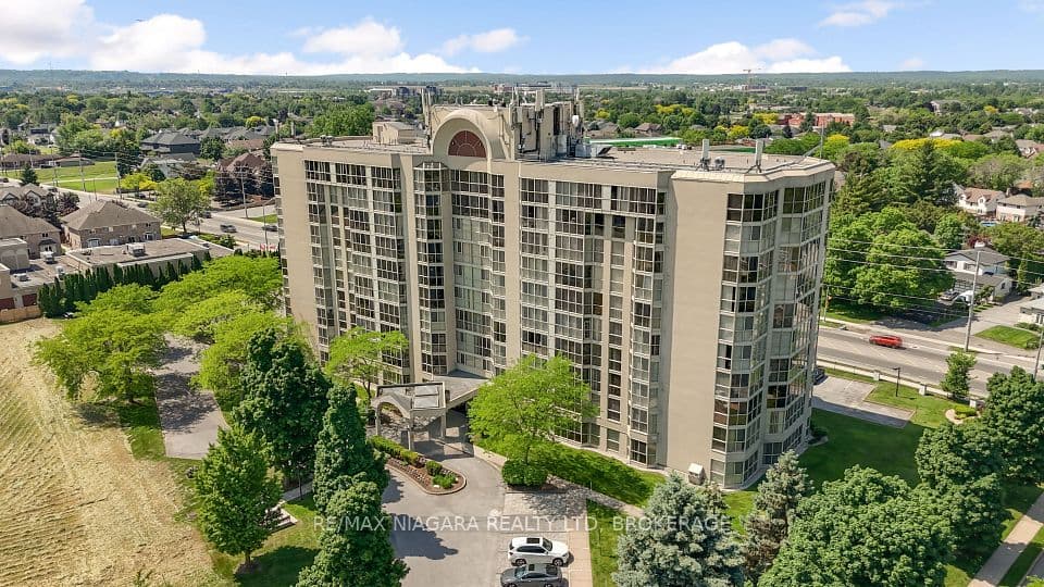 162 MARTINDALE Road 204, St. Catharines, ON L2S 3S4 – main photo