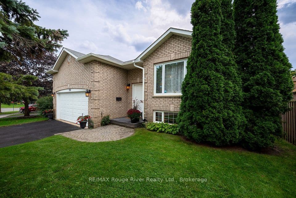 792 Greer Crescent, Cobourg, ON K9A 5N8 – main photo