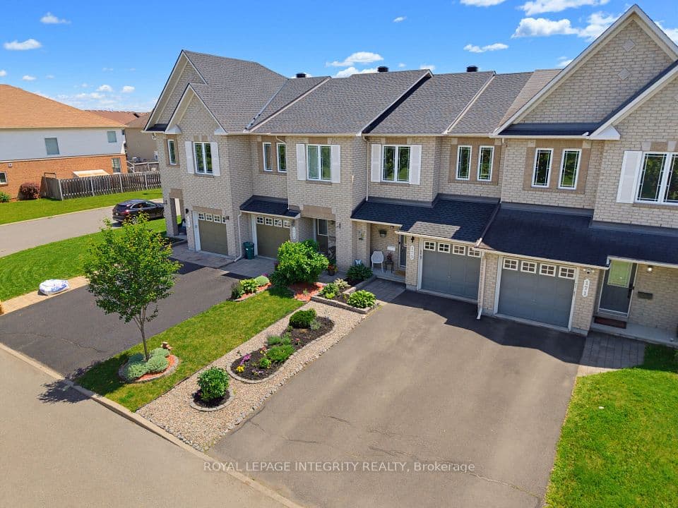 173 Silvermoon Crescent, Orleans - Cumberland and Area, ON K4A 0P6 – photo 2