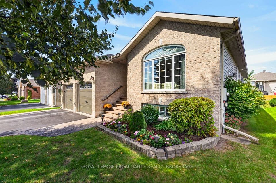 178 Langfield Street, Kingston, ON K7P 3J3 – photo 2