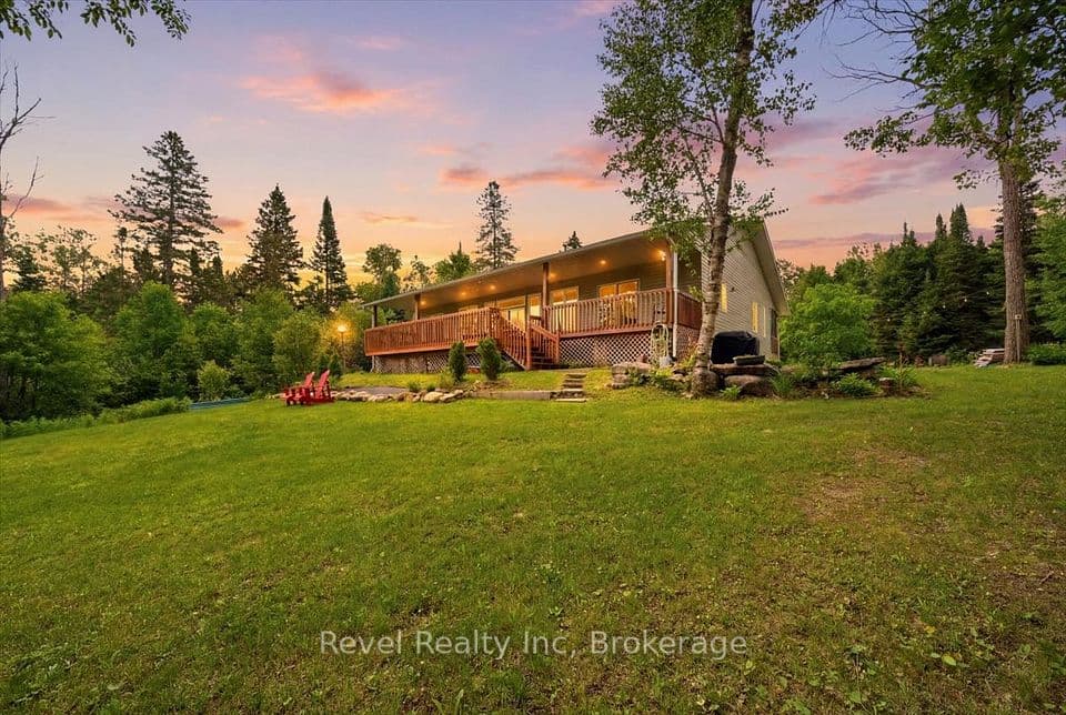1100 Morning Glory Drive, Highlands East, ON K0M 1R0 – main photo