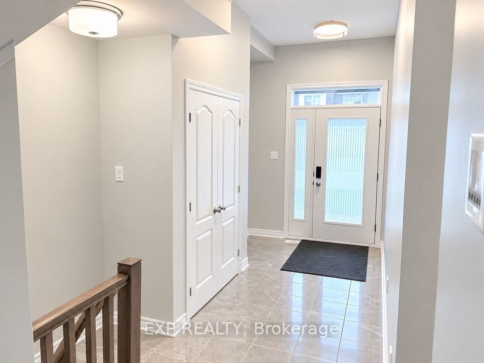 521 Sonmarg Crescent, Barrhaven, ON K2J 7A6 – photo 3