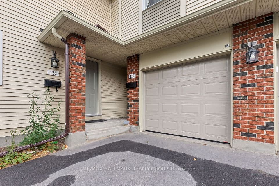 126 Rushford Private 50, Hunt Club - South Keys and Area, ON K1T 3C5 – photo 2